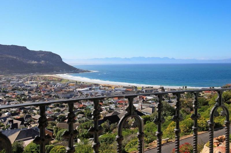 4 Bedroom Property for Sale in Fish Hoek Western Cape